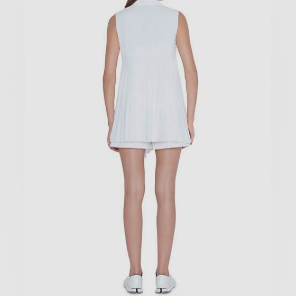 Akris Women's White Sleeveless Asymmetric Babydoll‎ Blouse Size 6 - Picture 2 of 8